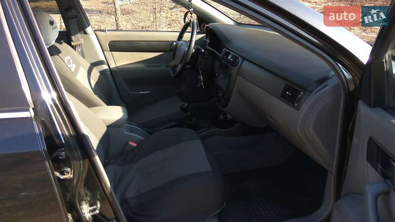 Седан Chevrolet Lacetti 2008 в Киеве фото 9 Седан Chevrolet Lacetti 2008 в Киеве