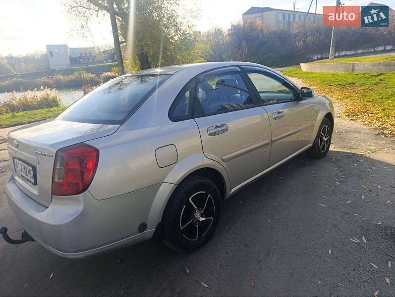 Седан Chevrolet Lacetti 2012 в Кагарлыке