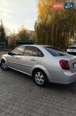 Седан Chevrolet Lacetti 2005 в Ивано-Франковске