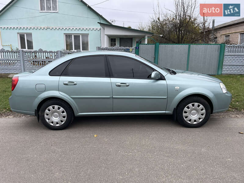 Седан Chevrolet Lacetti 2008 в Чернигове