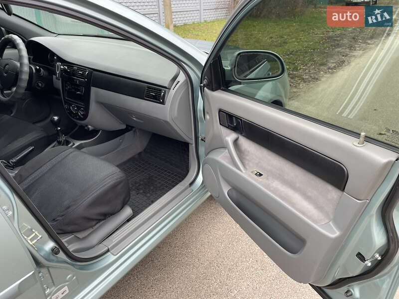 Седан Chevrolet Lacetti 2008 в Чернигове