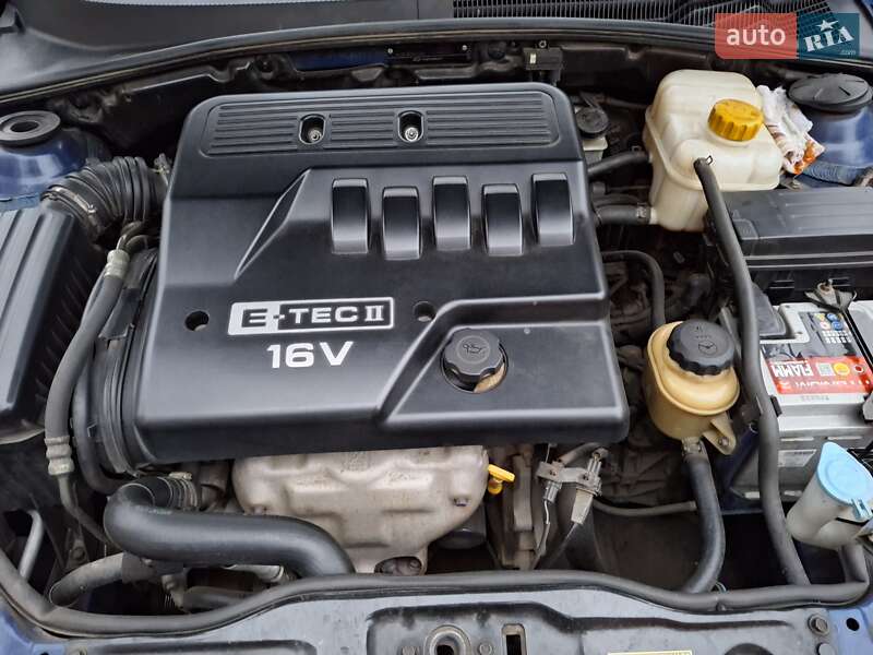 Седан Chevrolet Lacetti 2008 в Полтаві