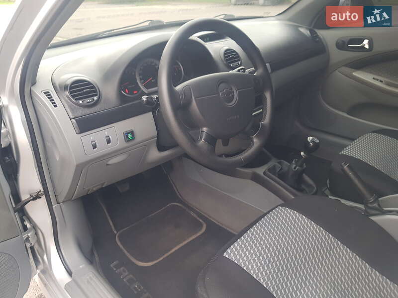 Универсал Chevrolet Lacetti 2010 в Одессе