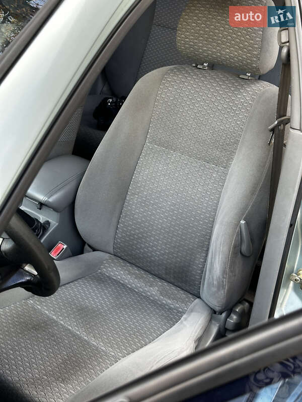 Хэтчбек Chevrolet Lacetti 2004 в Львове