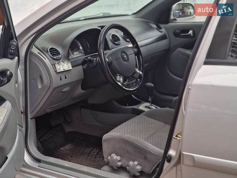 Хэтчбек Chevrolet Lacetti 2005 в Одессе фото 42 Хэтчбек Chevrolet Lacetti 2005 в Одессе