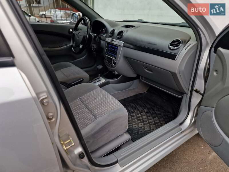 Хэтчбек Chevrolet Lacetti 2005 в Одессе фото 45 Хэтчбек Chevrolet Lacetti 2005 в Одессе