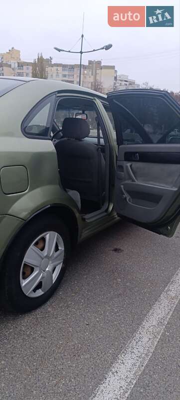 Седан Chevrolet Lacetti 2004 в Броварах