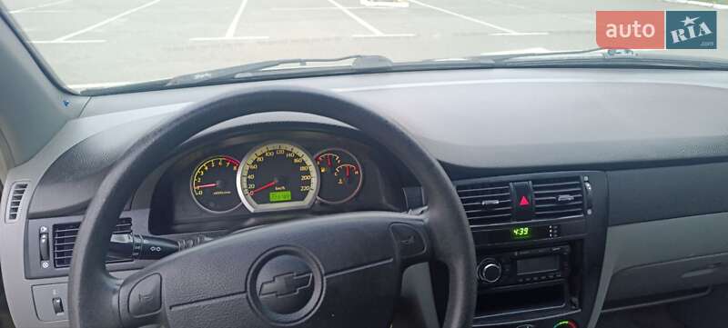 Седан Chevrolet Lacetti 2004 в Броварах