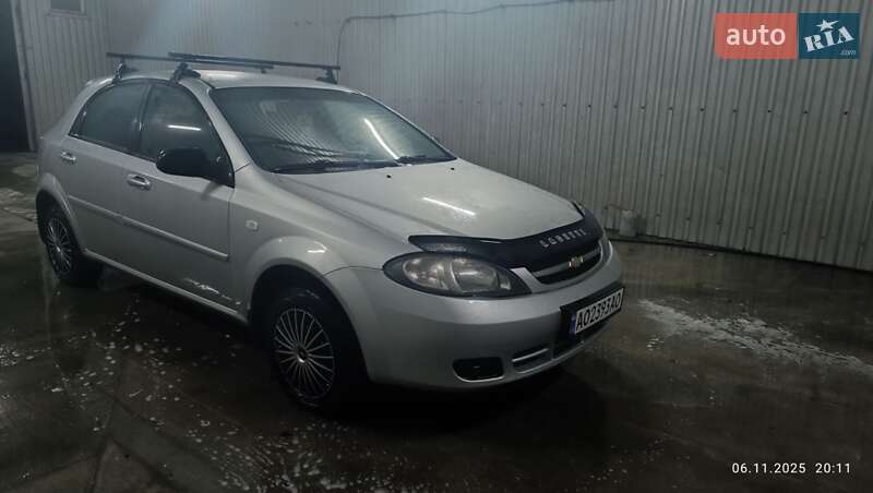 Хэтчбек Chevrolet Lacetti 2008 в Рахове фото 4 Хэтчбек Chevrolet Lacetti 2008 в Рахове