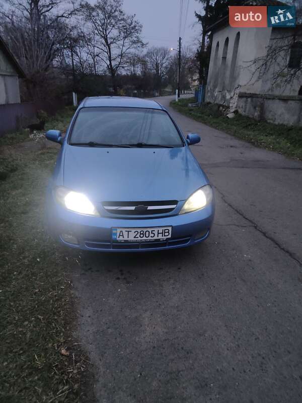Хэтчбек Chevrolet Lacetti 2005 в Тлумаче фото Хэтчбек Chevrolet Lacetti 2005 в Тлумаче