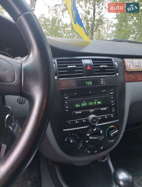 Седан Chevrolet Lacetti 2011 в Киеве