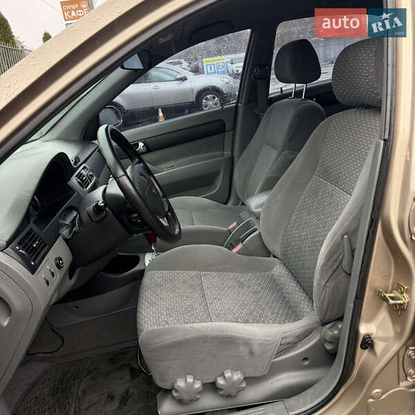 Седан Chevrolet Lacetti 2004 в Полтаве фото 12 Седан Chevrolet Lacetti 2004 в Полтаве