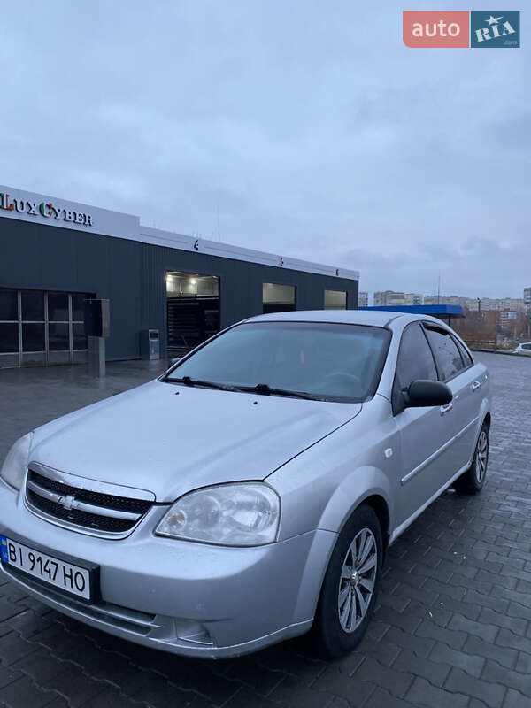 Седан Chevrolet Lacetti 2005 в Гадяче