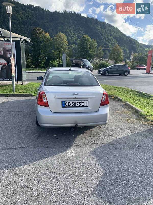 Седан Chevrolet Lacetti 2008 в Ромнах