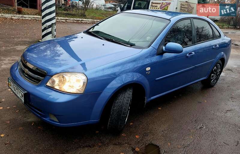Седан Chevrolet Lacetti 2004 в Вишневому