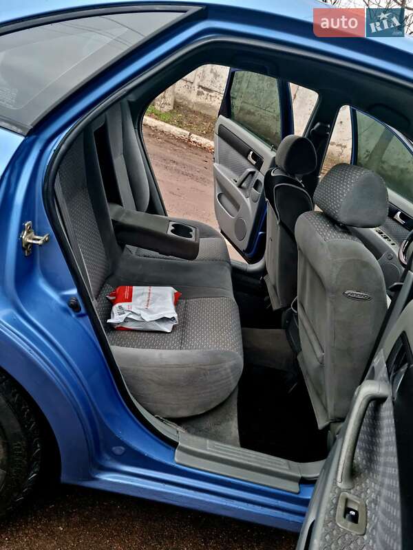 Седан Chevrolet Lacetti 2004 в Вишневому