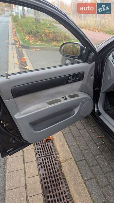 Седан Chevrolet Lacetti 2005 в Киеве