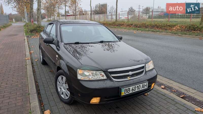 Седан Chevrolet Lacetti 2005 в Киеве