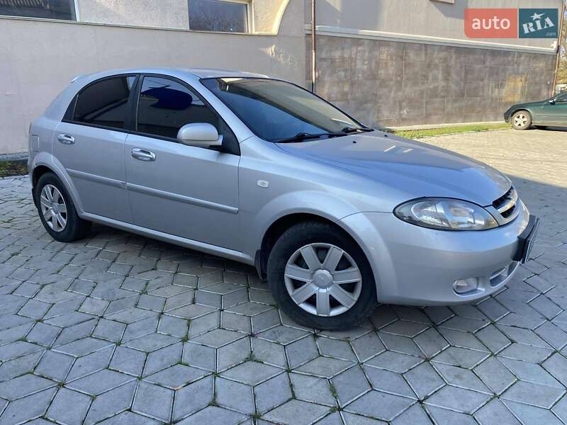 Хэтчбек Chevrolet Lacetti 2007 в Николаеве фото 7 Хэтчбек Chevrolet Lacetti 2007 в Николаеве