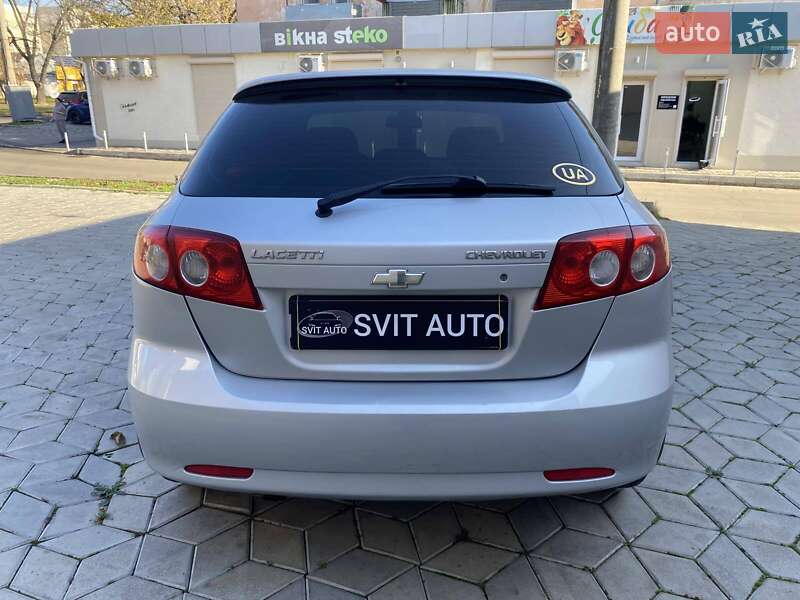 Хэтчбек Chevrolet Lacetti 2007 в Николаеве фото 12 Хэтчбек Chevrolet Lacetti 2007 в Николаеве