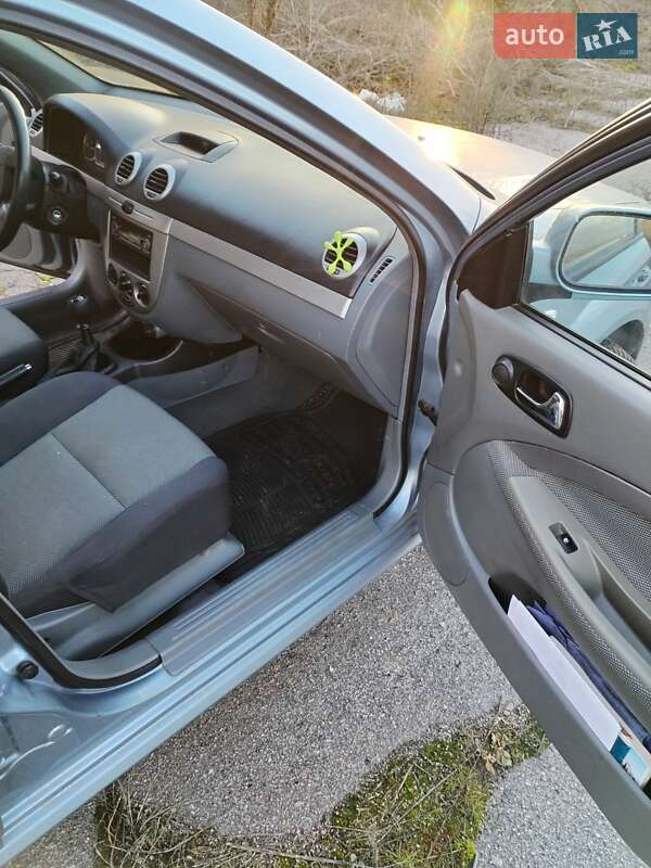 Універсал Chevrolet Lacetti 2008 в Нікополі фото 18 Універсал Chevrolet Lacetti 2008 в Нікополі