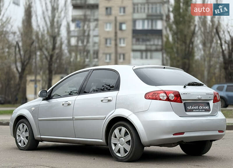 Хэтчбек Chevrolet Lacetti 2006 в Николаеве