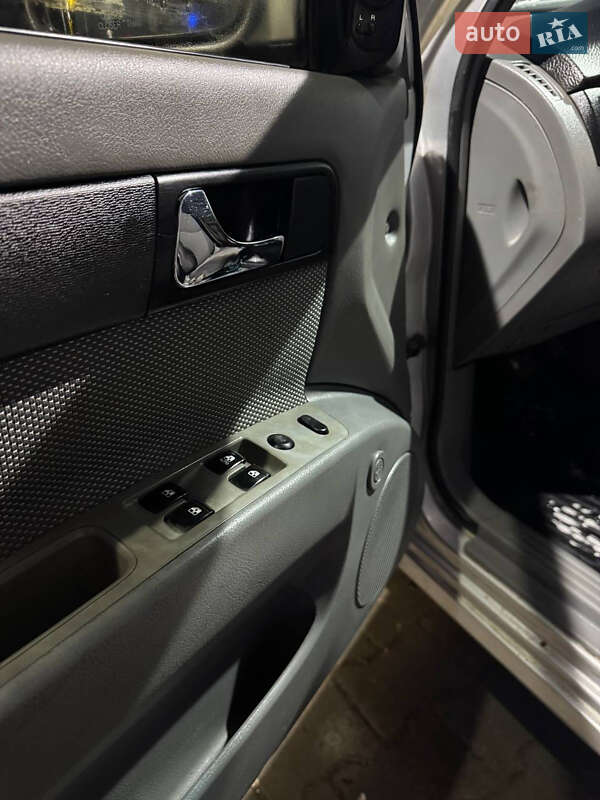 Седан Chevrolet Lacetti 2007 в Полтаве