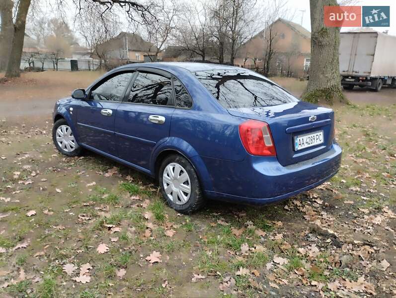 Седан Chevrolet Lacetti 2005 в Лубнах