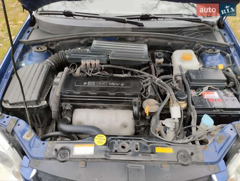 Седан Chevrolet Lacetti 2005 в Лубнах