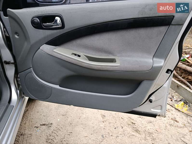 Универсал Chevrolet Lacetti 2006 в Киеве фото 23 Универсал Chevrolet Lacetti 2006 в Киеве