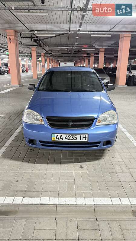 Седан Chevrolet Lacetti 2005 в Киеве