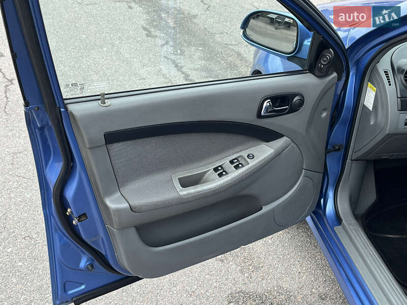 Хэтчбек Chevrolet Lacetti 2006 в Белой Церкви