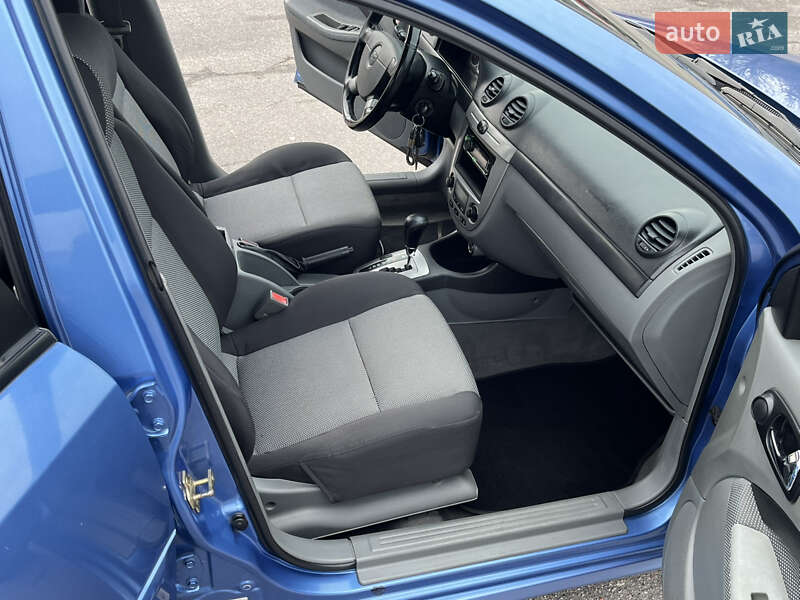 Хэтчбек Chevrolet Lacetti 2006 в Белой Церкви