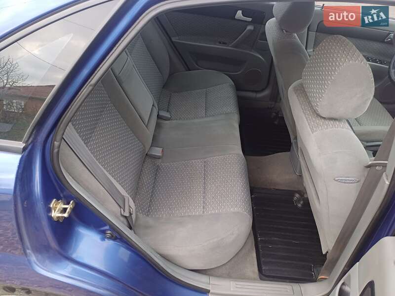 Седан Chevrolet Lacetti 2004 в Первомайске