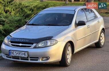 Хэтчбек Chevrolet Lacetti 2005 в Николаеве