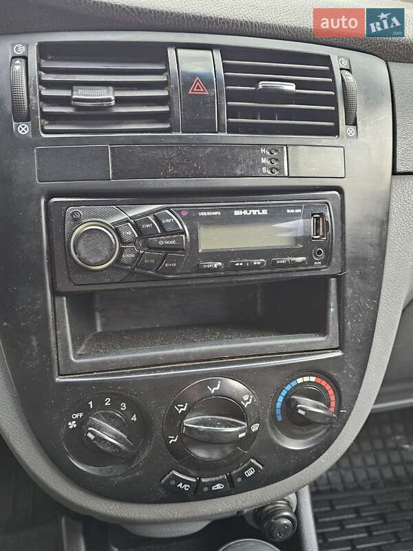 Седан Chevrolet Lacetti 2007 в Киеве