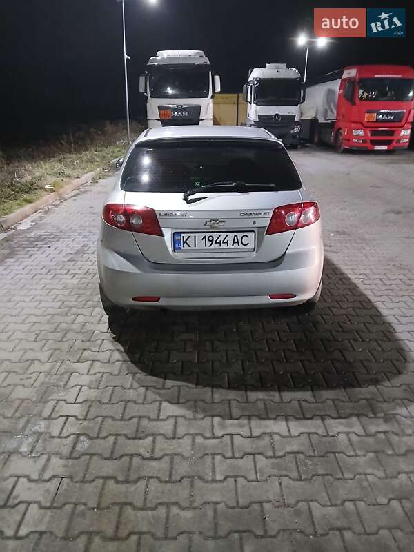 Хэтчбек Chevrolet Lacetti 2006 в Киеве