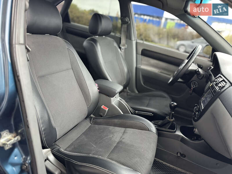 Седан Chevrolet Lacetti 2008 в Дрогобичі фото 54 Седан Chevrolet Lacetti 2008 в Дрогобичі