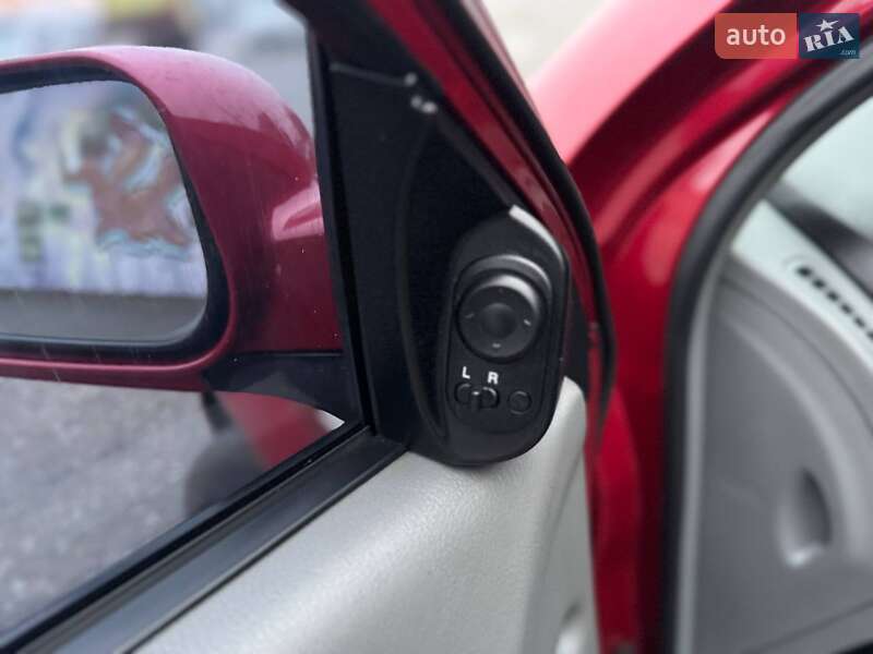 Седан Chevrolet Lacetti 2012 в Киеве фото 16 Седан Chevrolet Lacetti 2012 в Киеве