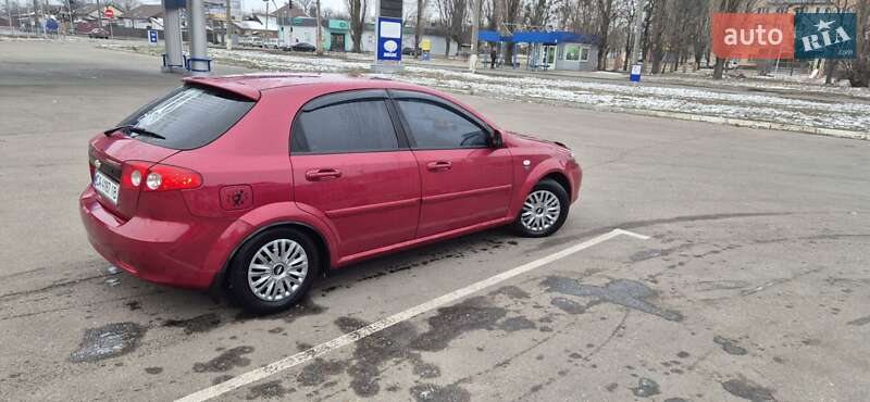 Хэтчбек Chevrolet Lacetti 2011 в Черкассах