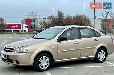 Седан Chevrolet Lacetti 2008 в Киеве