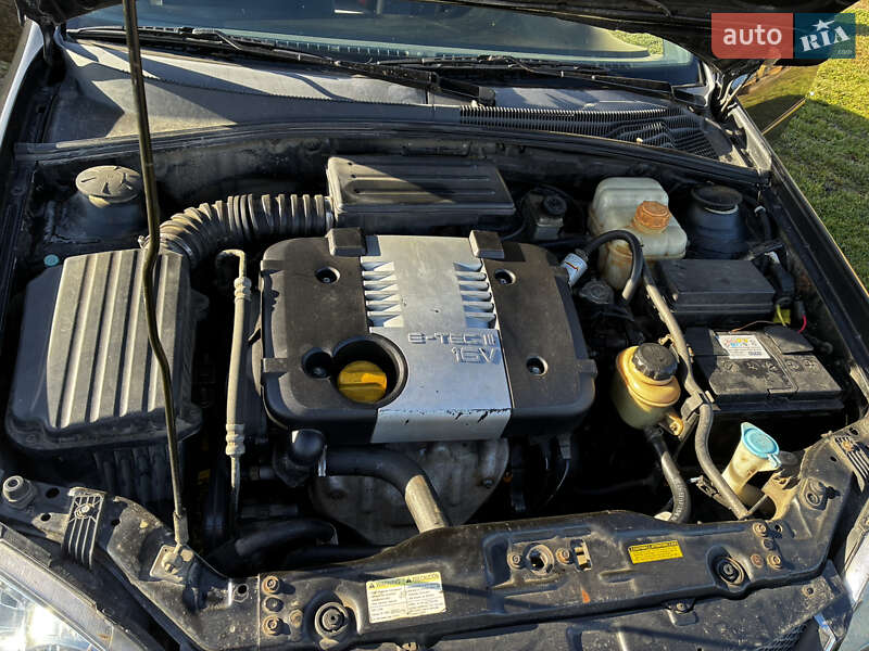 Седан Chevrolet Lacetti 2007 в Івано-Франківську