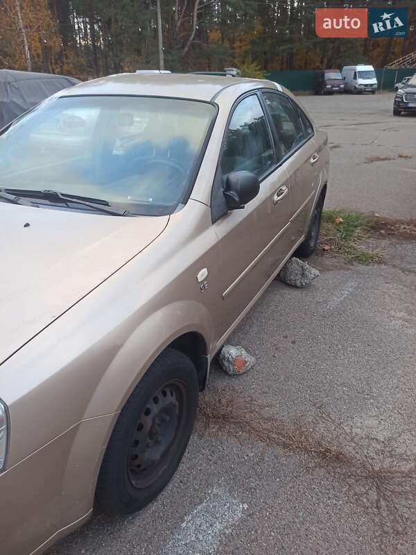 Седан Chevrolet Lacetti 2005 в Києві фото 6 Седан Chevrolet Lacetti 2005 в Києві
