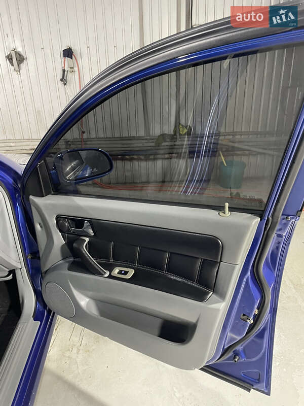 Седан Chevrolet Lacetti 2006 в Києві