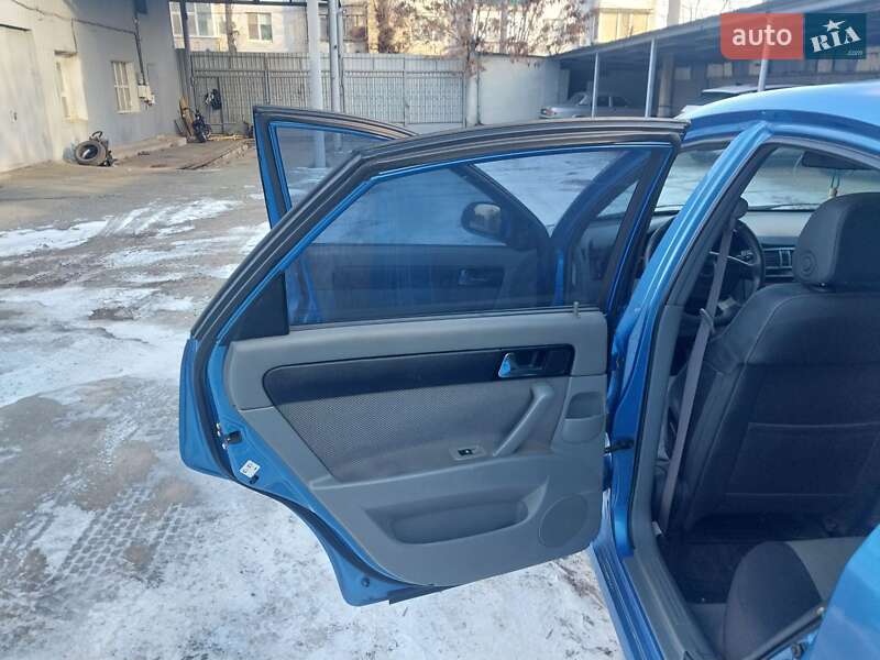 Седан Chevrolet Lacetti 2006 в Миколаєві