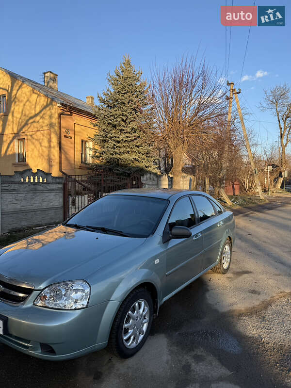 Седан Chevrolet Lacetti 2005 в Черновцах фото 2 Седан Chevrolet Lacetti 2005 в Черновцах