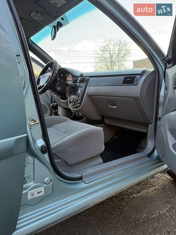 Седан Chevrolet Lacetti 2005 в Черновцах фото 32 Седан Chevrolet Lacetti 2005 в Черновцах