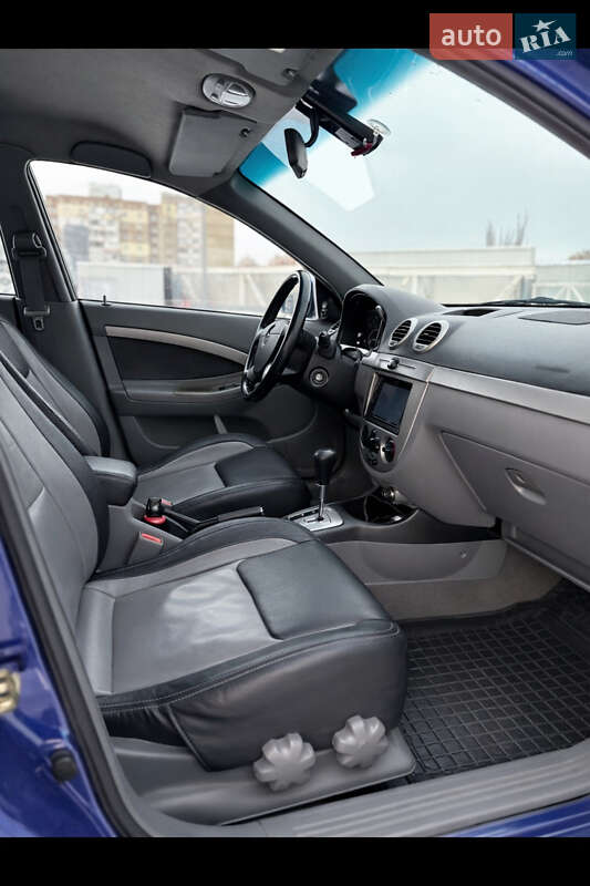 Хетчбек Chevrolet Lacetti 2007 в Києві фото 9 Хетчбек Chevrolet Lacetti 2007 в Києві