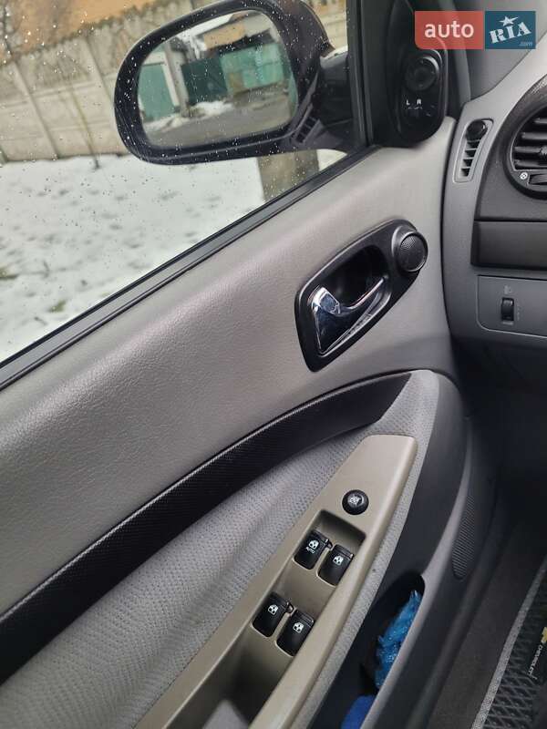 Хэтчбек Chevrolet Lacetti 2005 в Никополе фото 14 Хэтчбек Chevrolet Lacetti 2005 в Никополе