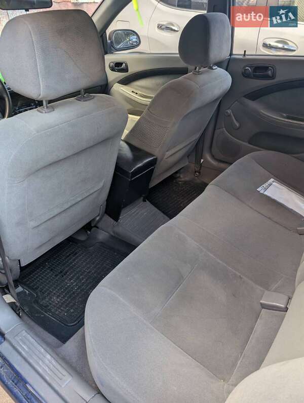 Хэтчбек Chevrolet Lacetti 2004 в Львове